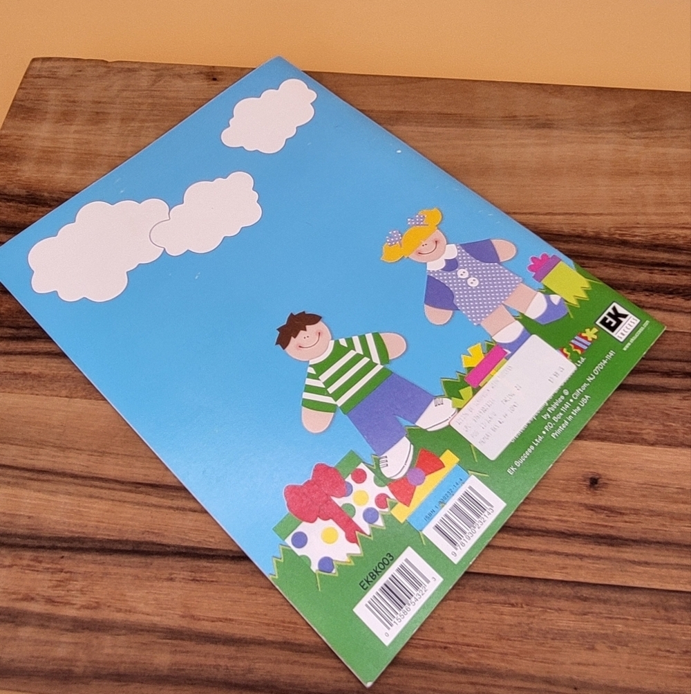 3-Piece Set of Scrapbooking Books, NWT - Picture 3 of 7